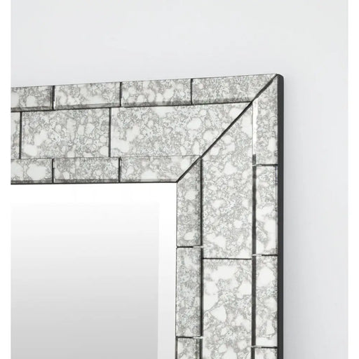 Prado Leaner Mirror Warranbrooke